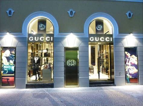 gucci varese articoli|negozio gucci.